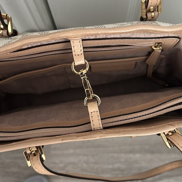 Michael Kors Logo Tote - Picture 7 of 7